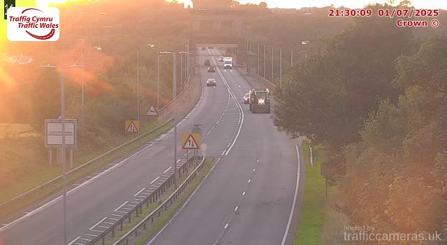 A55 - J8a - 9 Britannia Bridge (Main) E