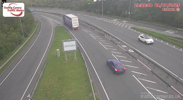 A55 - J8a Britannia Bridge (Island) East