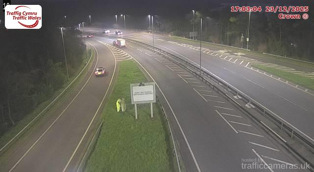 A55 - J8a Britannia Bridge (Island) East