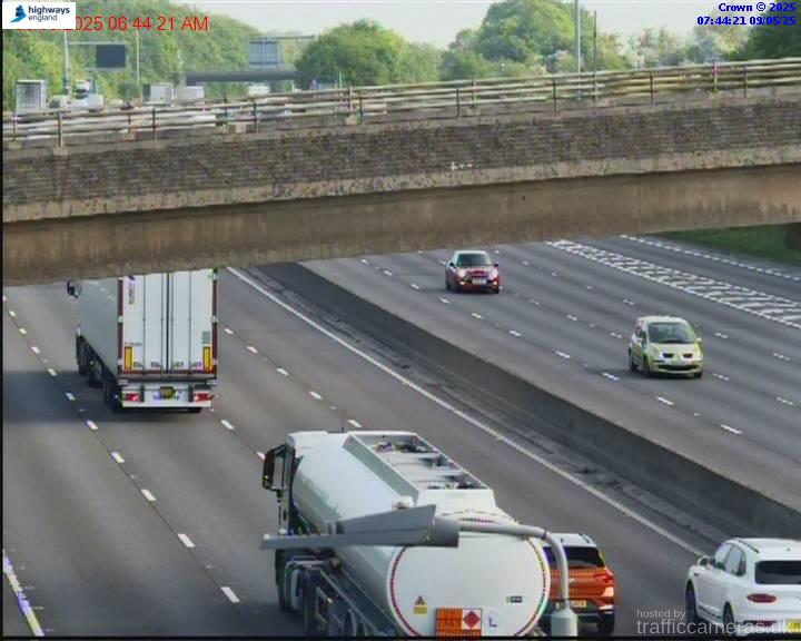 M1 222/0A Tibshelf Srv
