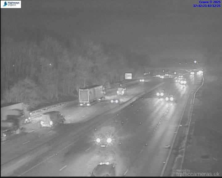 M1 221/4B Tibshelf-J28