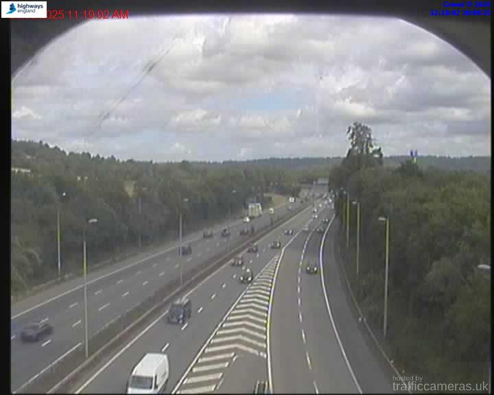 M25 25/2A J5