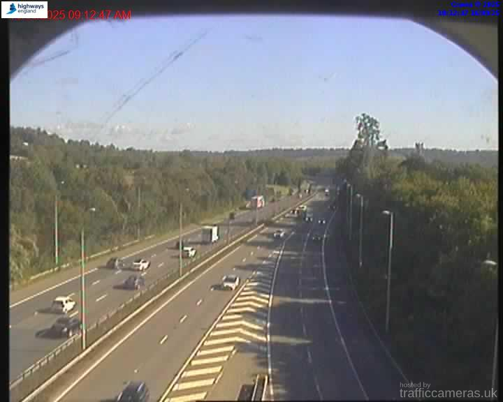 M25 25/2A J5