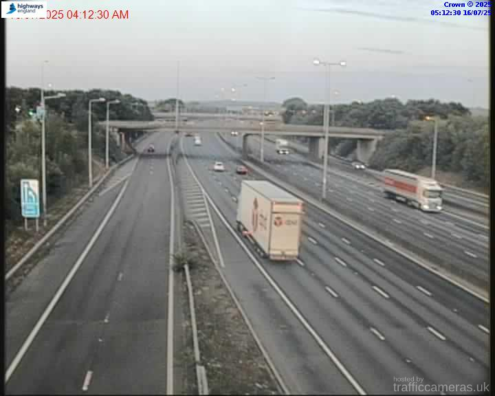 M25 11/0J T5 Spur