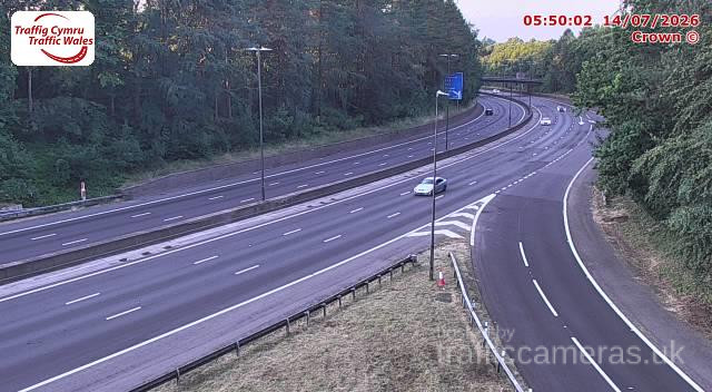 M4 197 6a junction 22 junction 23