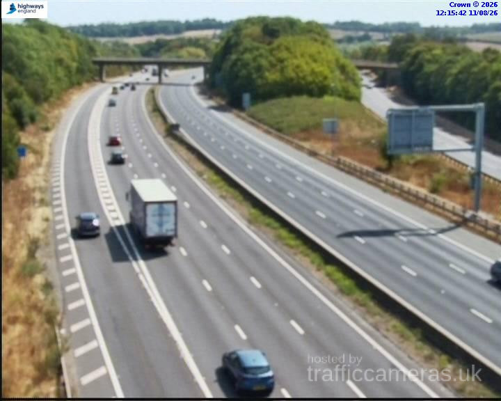 M1 Junction 33
