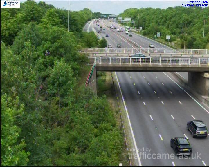 M1 255 9b junction 33