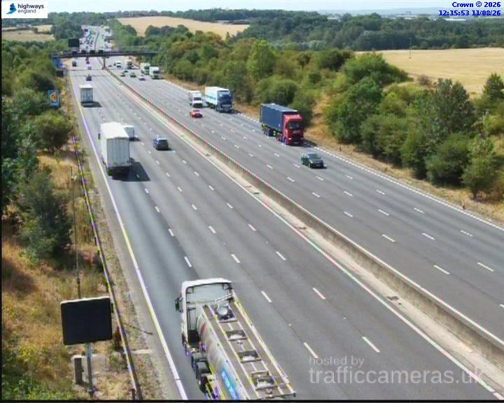 M1 Junction 33