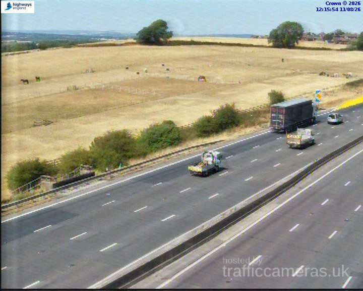 M1 Junction 32
