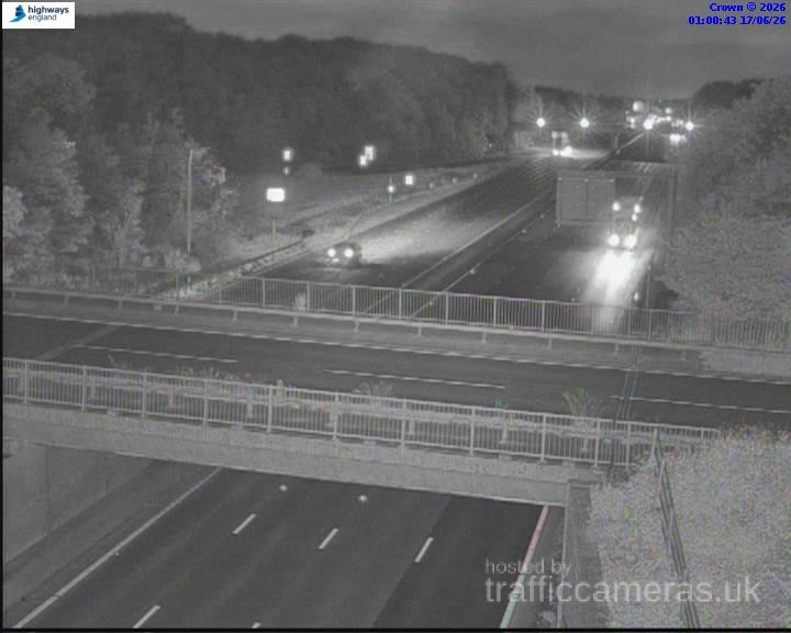 M1 245 4a Woodall junction 31