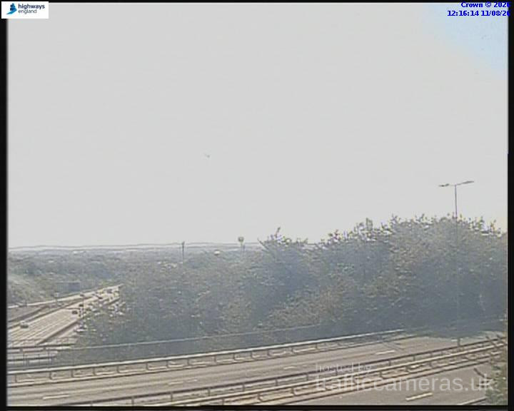 M1 Junction 27