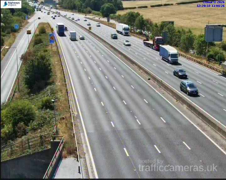 M1 Junction 21