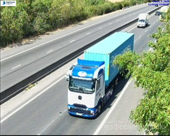M1 Junction 5
