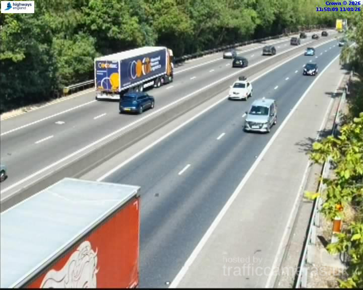 M1 Junction 5